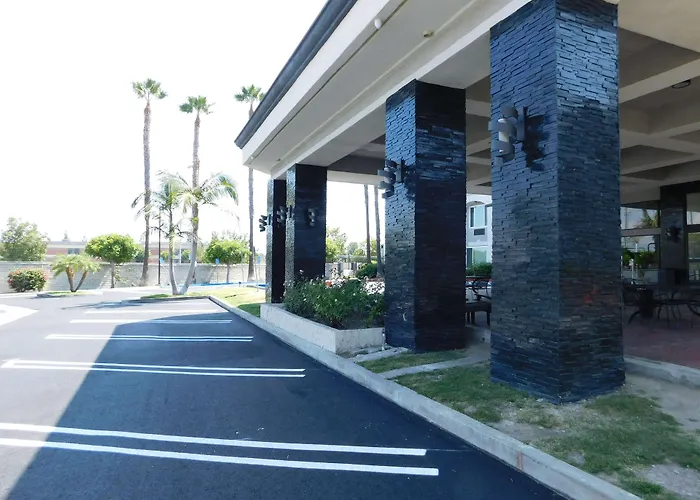 Placentia - Anaheim Orange County Hotel